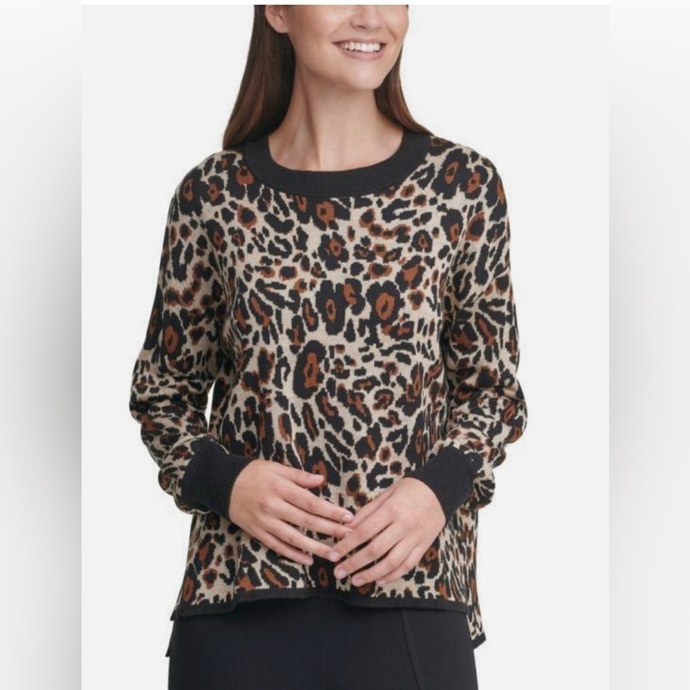 ❤️Host Pick-Brand New Calvin Klein Leopard Print Crewneck Sweater with Tags